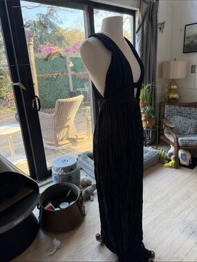 Ulla Johnson does Black Tie